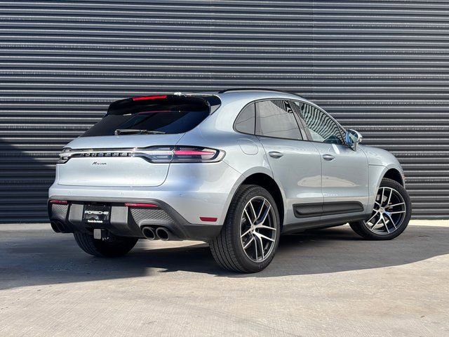Certified 2026 Porsche Macan AWD/4WD image 7