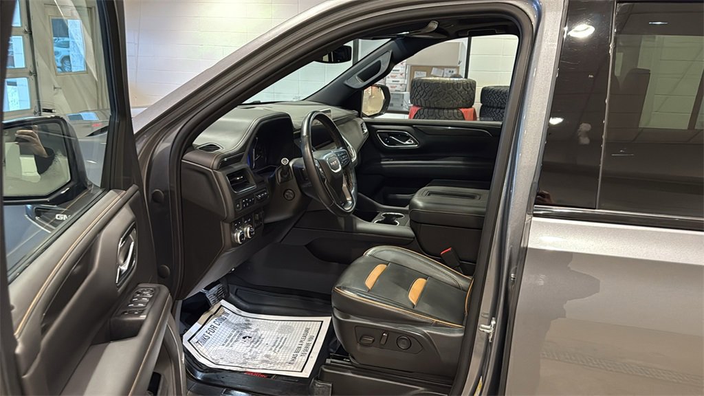 Used 2021 GMC Yukon AT4 w/ AT4 Premium Plus Package image 24