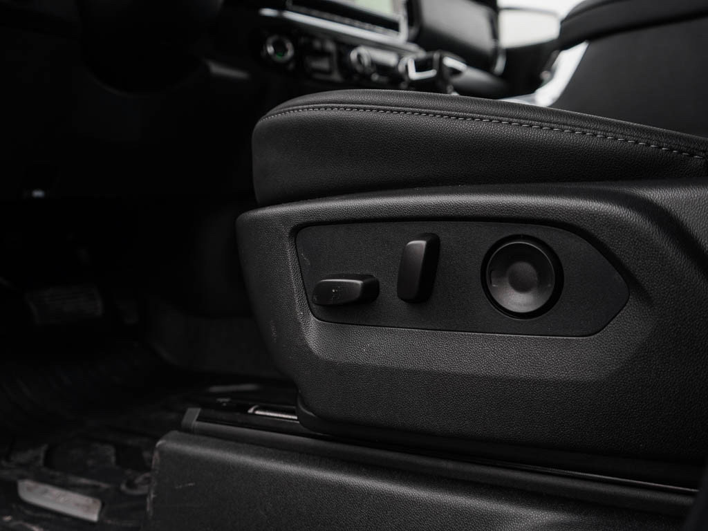 New 2026 GMC Sierra 1500 SLT w/ SLT Premium Plus Package image 16