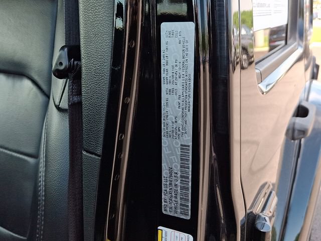 Used 2021 Jeep Wrangler Unlimited Sahara AWD/4WD image 27