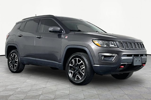 Used 2020 Jeep Compass Trailhawk AWD/4WD image 3