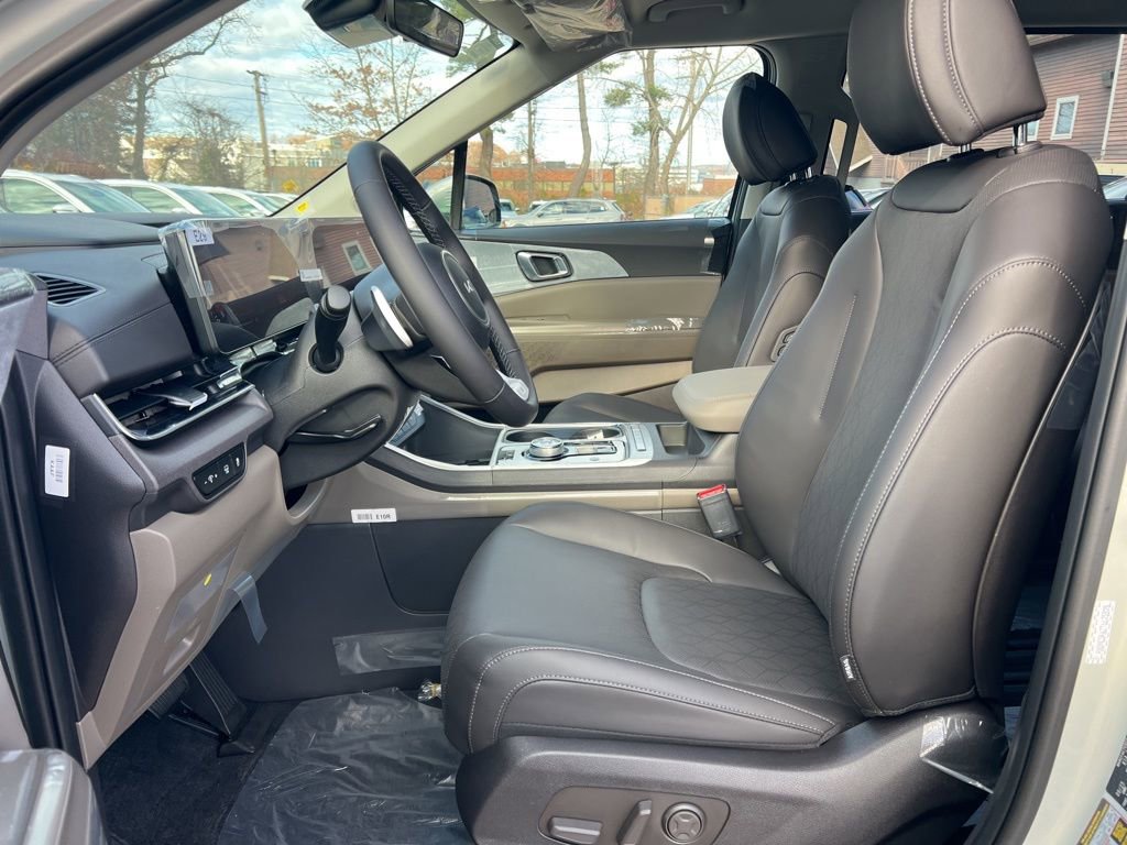 New 2026 Kia Carnival EX image 9