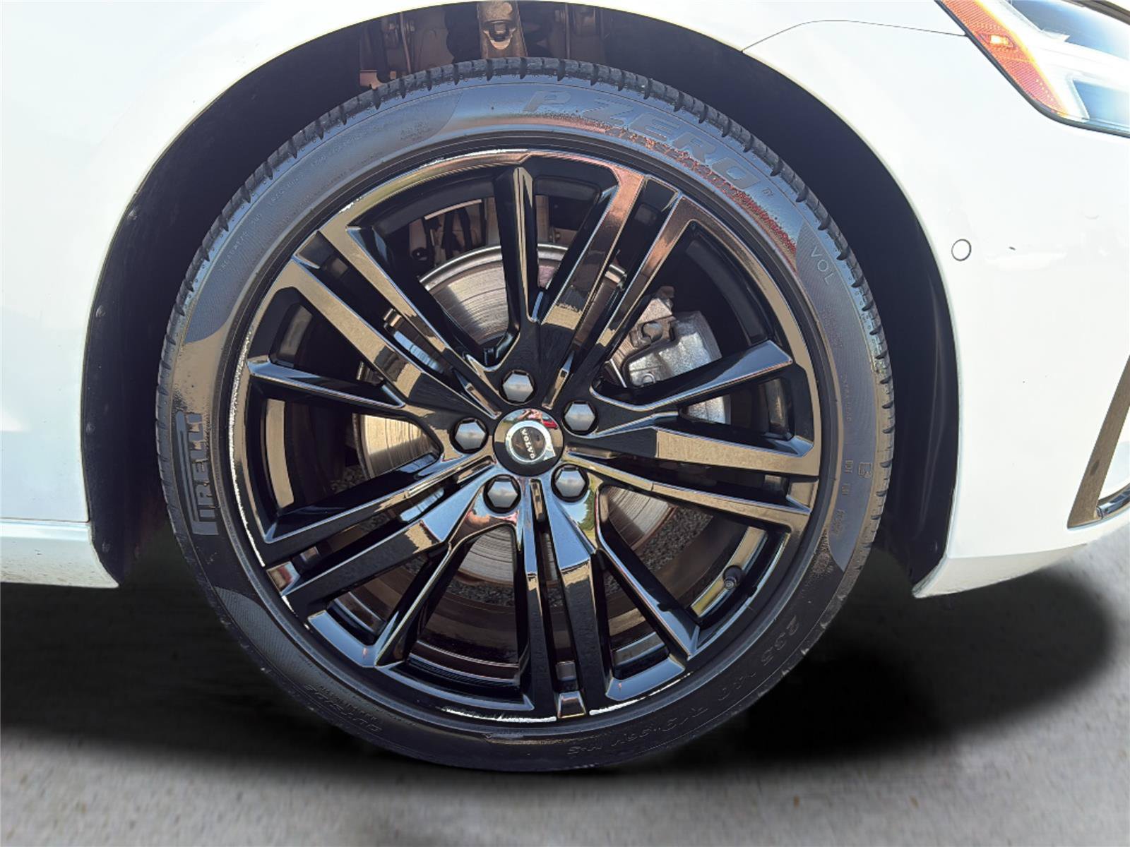Used 2023 Volvo S60 B5 Plus AWD/4WD image 50