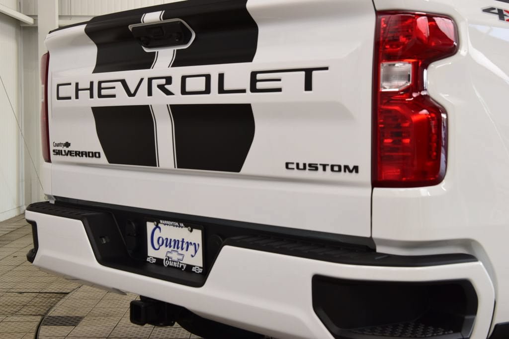 New 2026 Chevrolet Silverado 1500 Custom w/ Rally Edition AWD/4WD image 23
