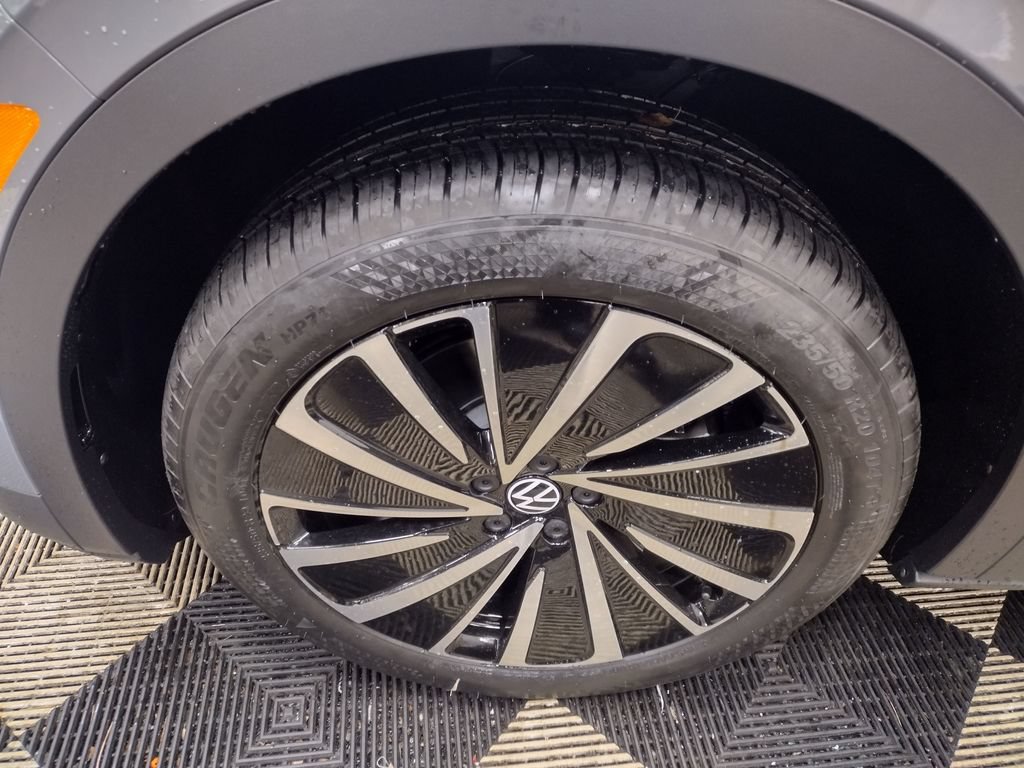New 2026 Volkswagen ID.4 Pro AWD/4WD image 5