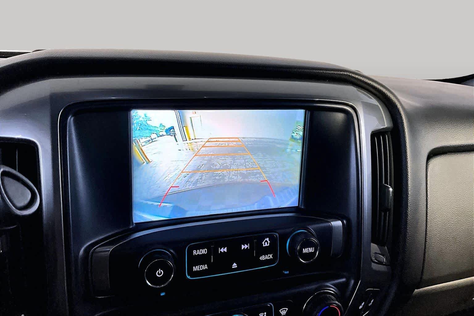 Used 2017 Chevrolet Silverado 1500 LT w/ Midnight Edition AWD/4WD image 29