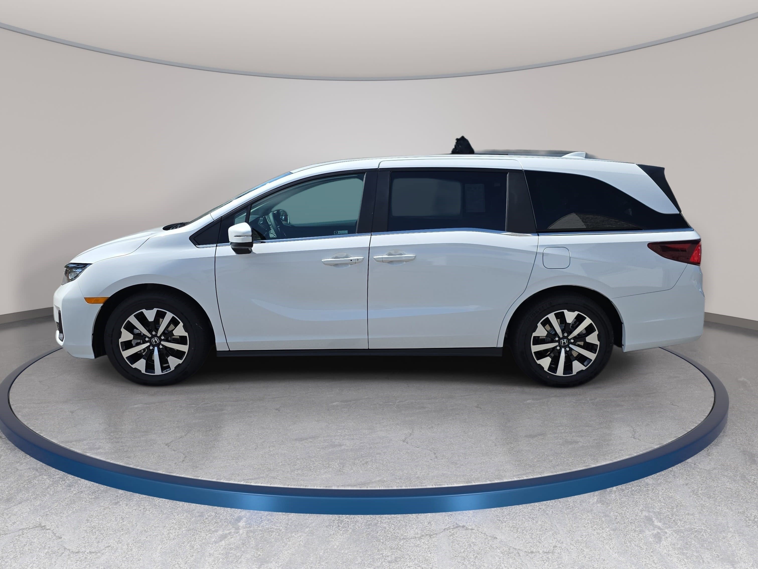 New 2026 Honda Odyssey EX-L image 8