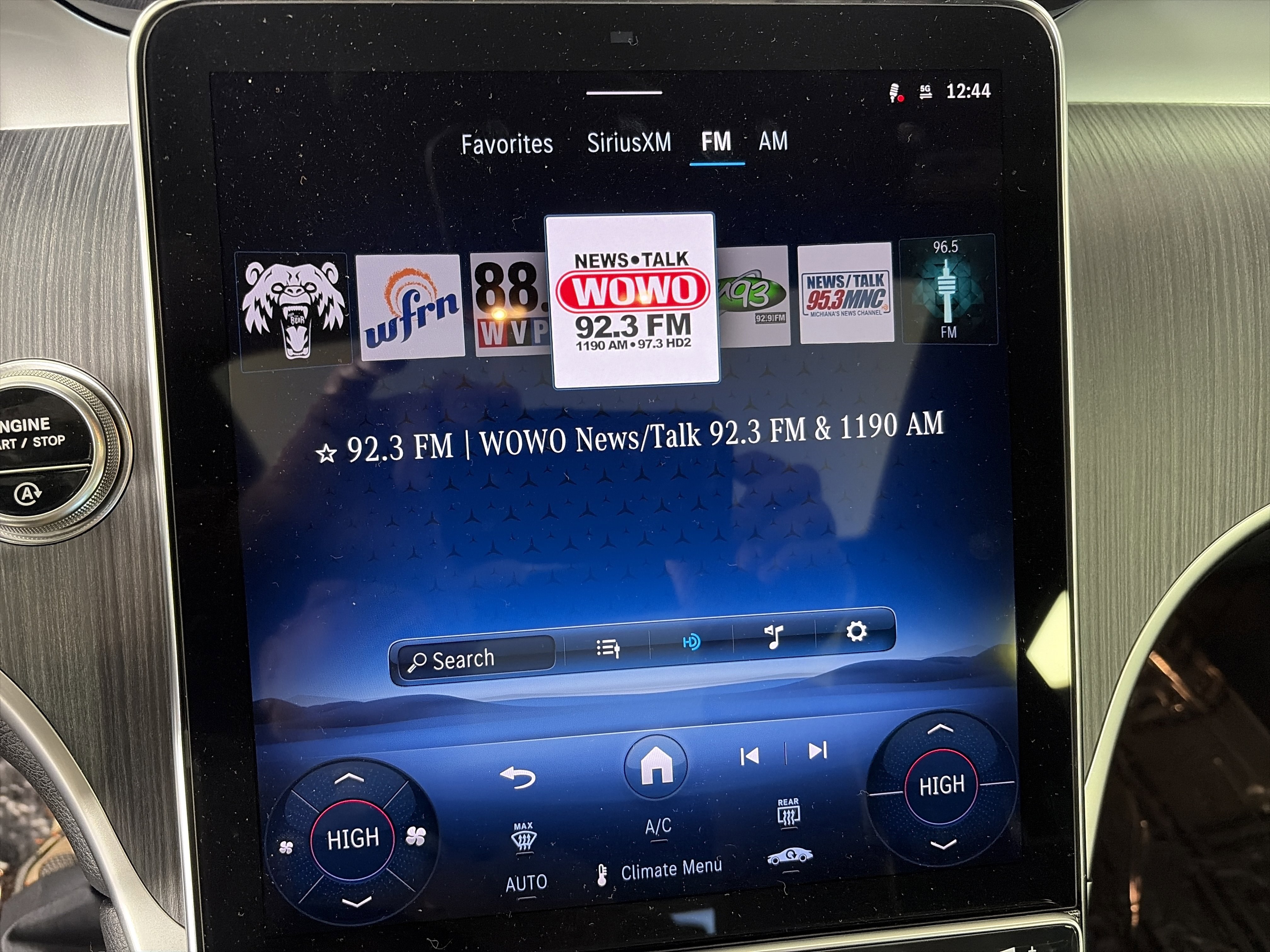 Certified 2025 Mercedes-Benz GLC 43 AMG 4MATIC image 24