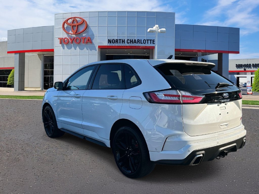 Used 2022 Ford Edge ST w/ Equipment Group 401A AWD/4WD image 4