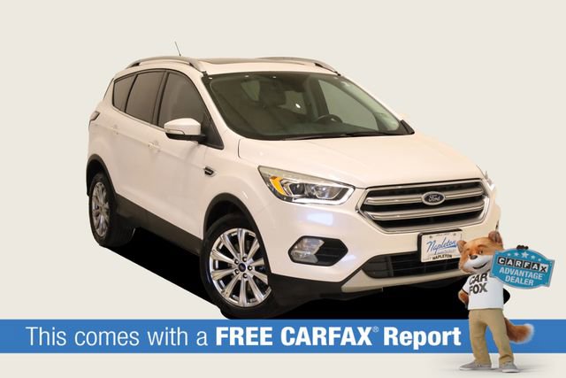 Used 2017 Ford Escape Titanium image 2