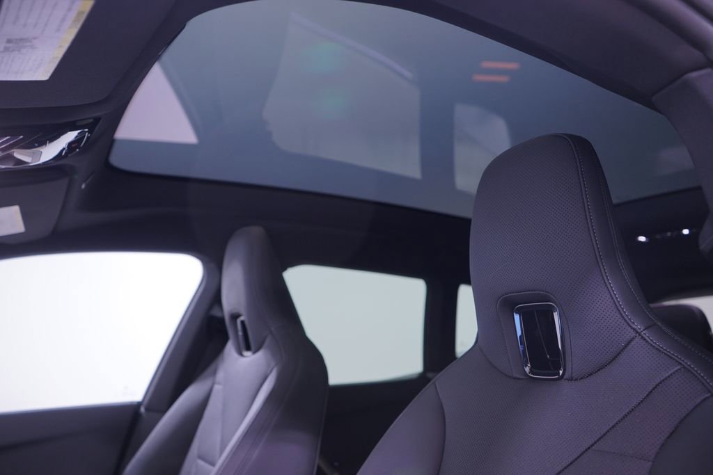 Used 2024 BMW iX xDrive50 w/ Sport Package image 8