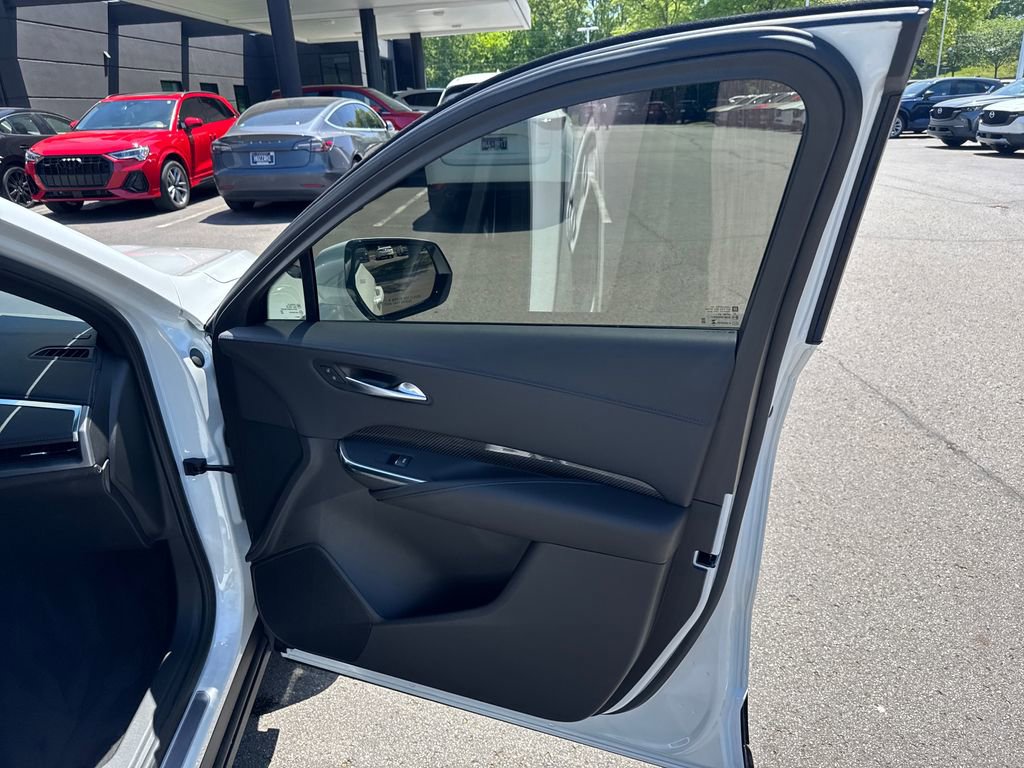 Used 2025 Cadillac XT4 Sport w/ Cold Weather Package FWD image 54