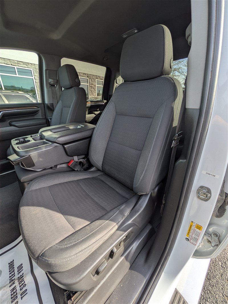 Used 2024 Chevrolet Silverado 2500 LT AWD/4WD image 19
