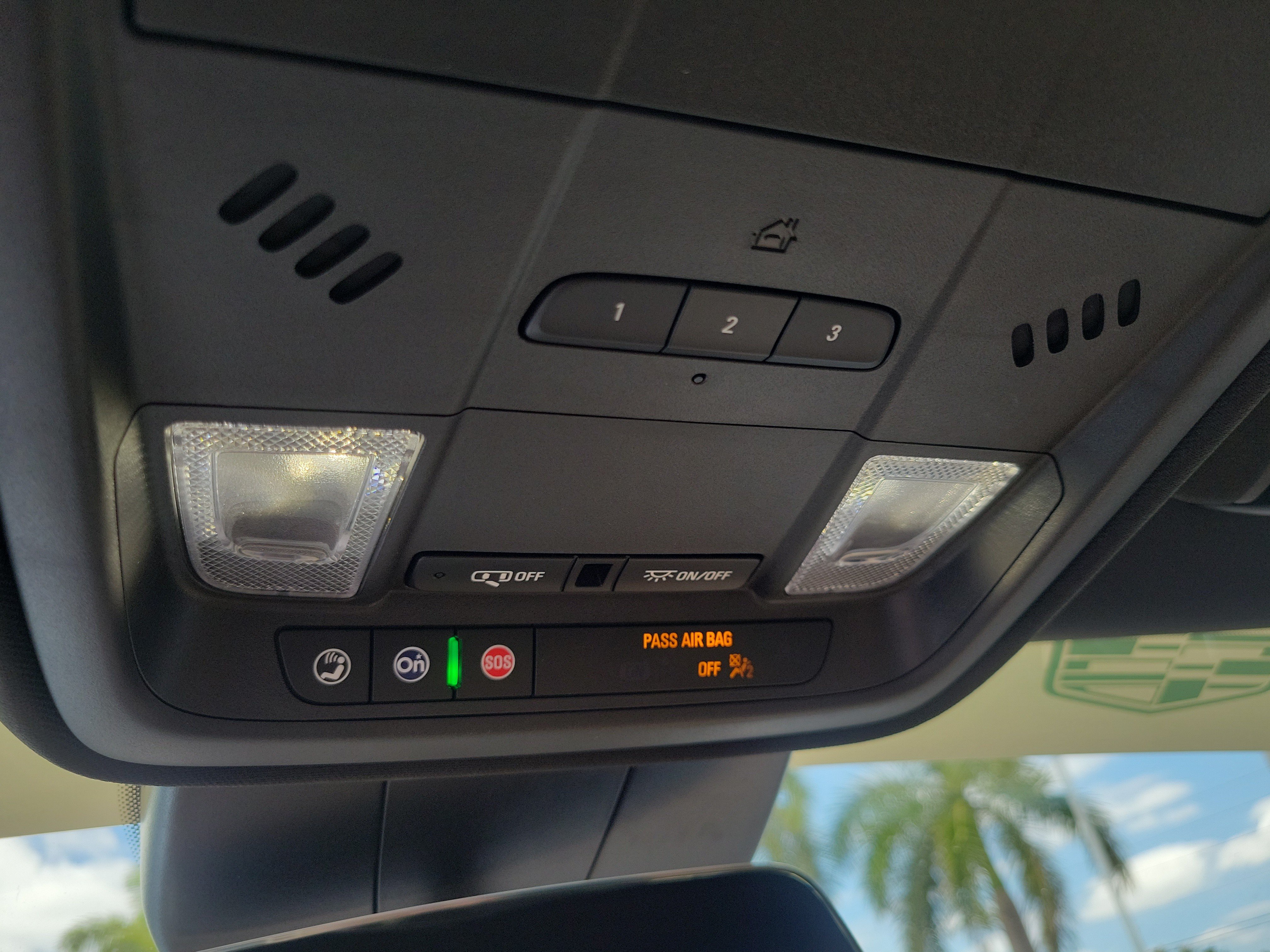 Certified 2025 Cadillac XT4 Premium Luxury FWD image 19