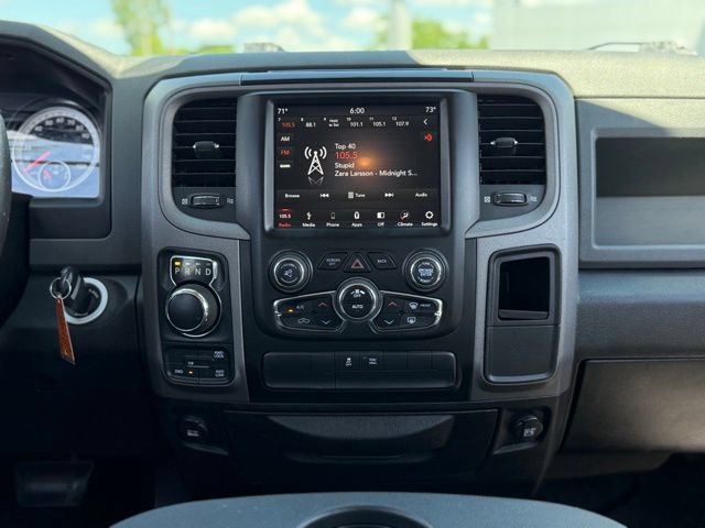 Used 2019 RAM 1500 Express w/ Wheel & Sound Group AWD/4WD image 17