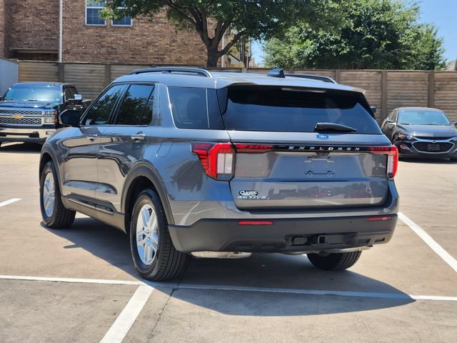 Used 2026 Ford Explorer Active RWD video 3