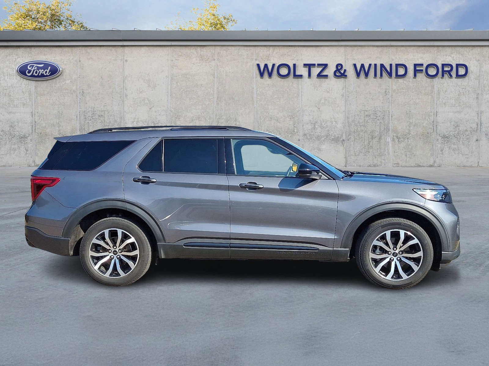 Certified 2022 Ford Explorer ST image 7