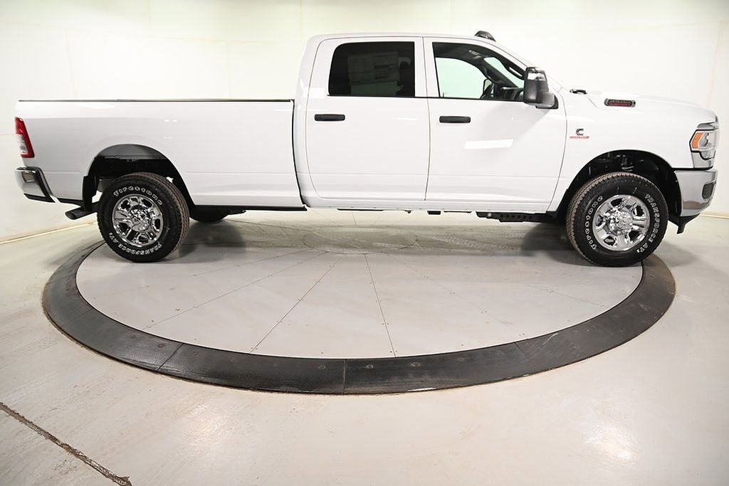 New 2024 RAM 2500 Tradesman w/ Chrome Appearance Group image 2
