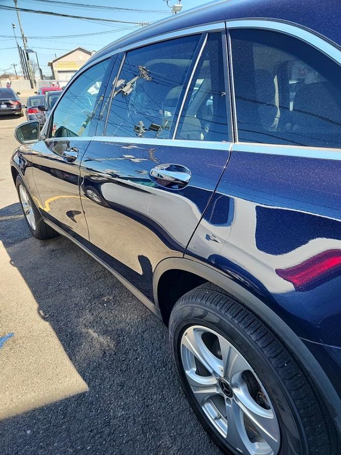 Used 2017 Mercedes-Benz GLC 300 4MATIC image 6