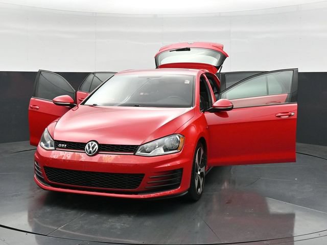 Used 2016 Volkswagen Golf 4-Door FWD image 47