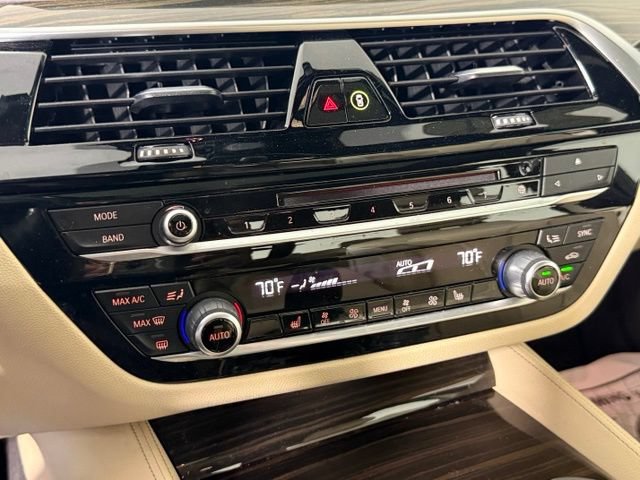 Used 2018 BMW 540i RWD image 22