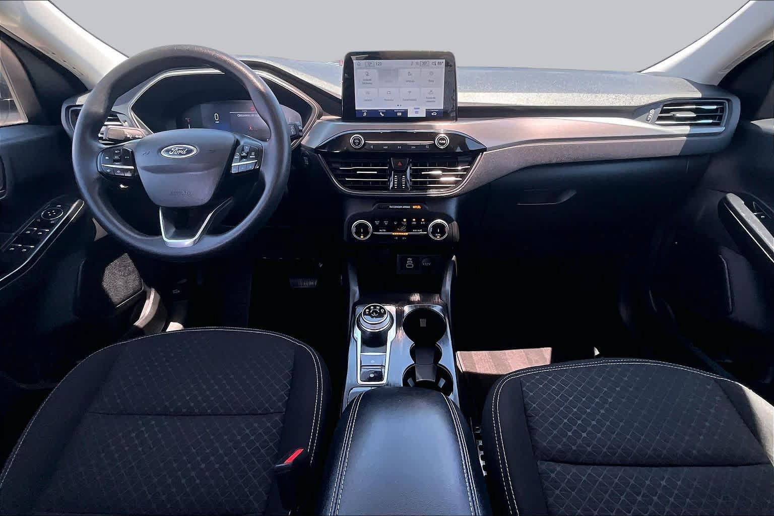 Certified 2025 Ford Escape Active FWD image 15
