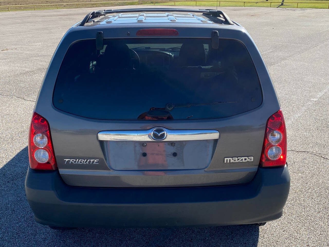 Used 2006 MAZDA Tribute I FWD image 6