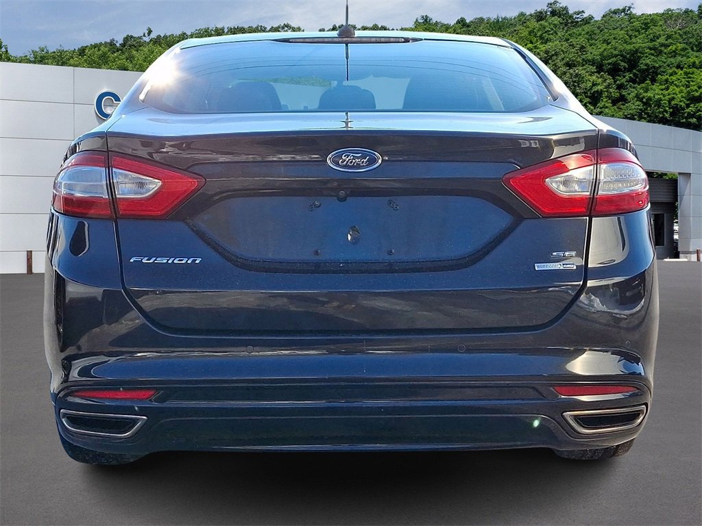 Used 2015 Ford Fusion SE w/ Equipment Group 202A image 5