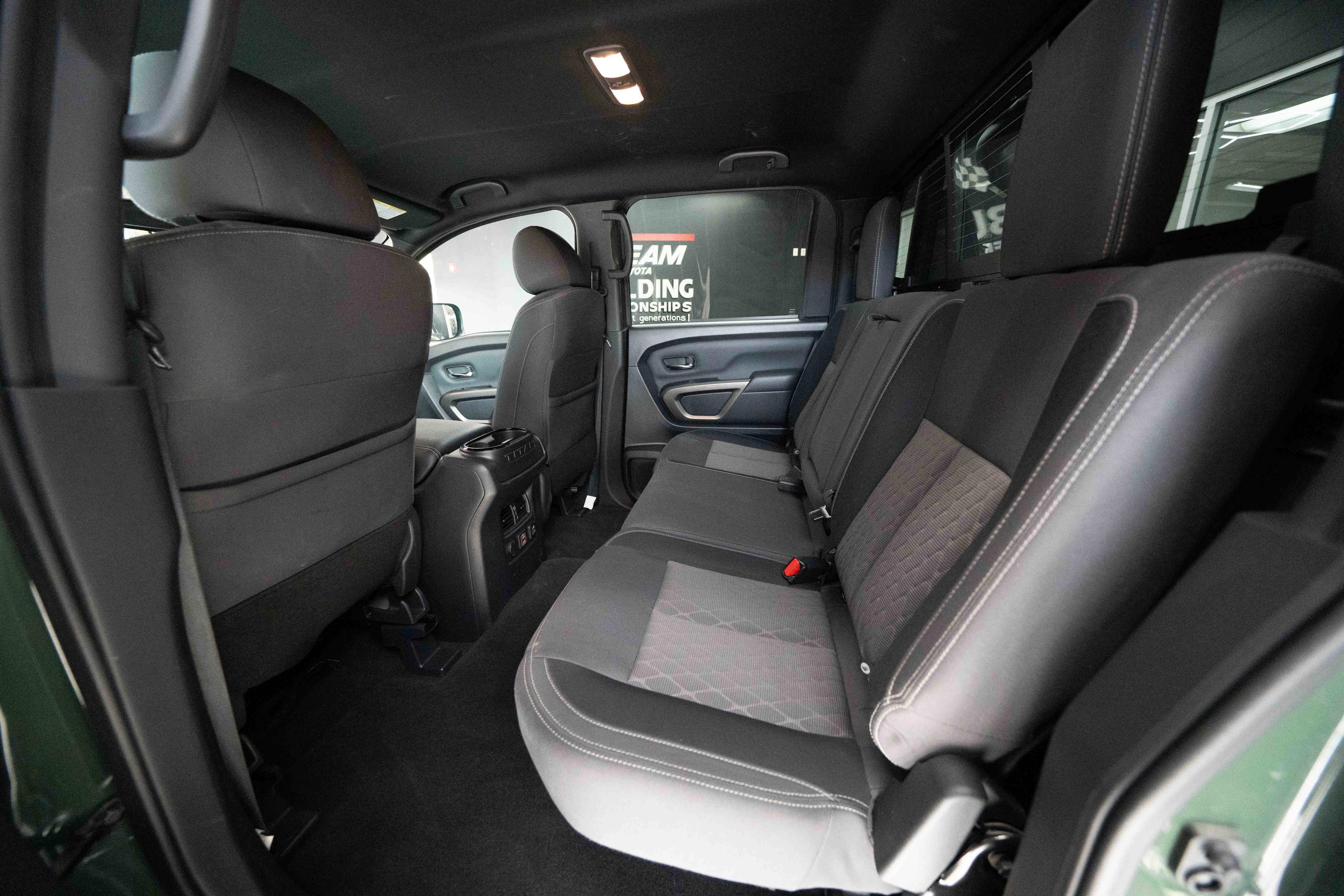 Used 2024 Nissan Titan SV w/ SV Bronze Edition Package RWD image 20