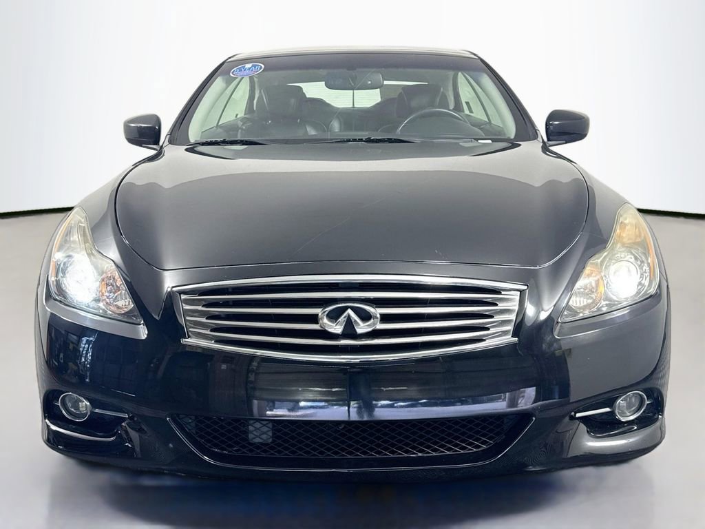 Used 2014 INFINITI Q60 Convertible w/ Premium Package image 2