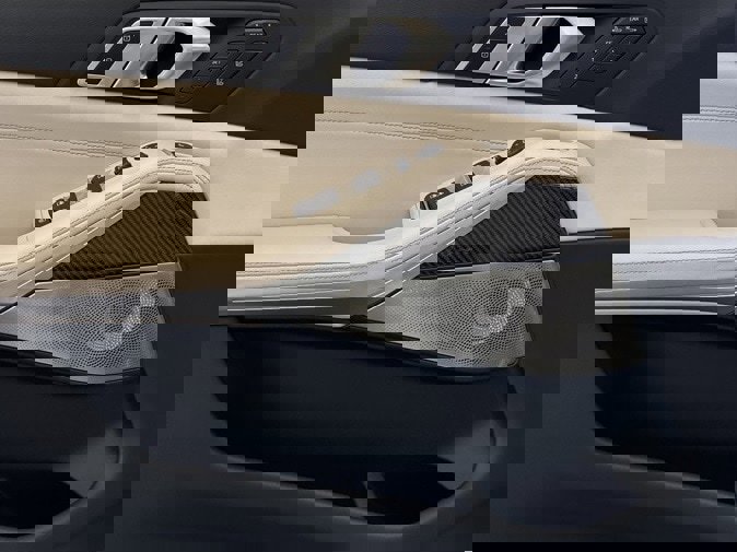 New 2026 BMW X7 M60i image 41