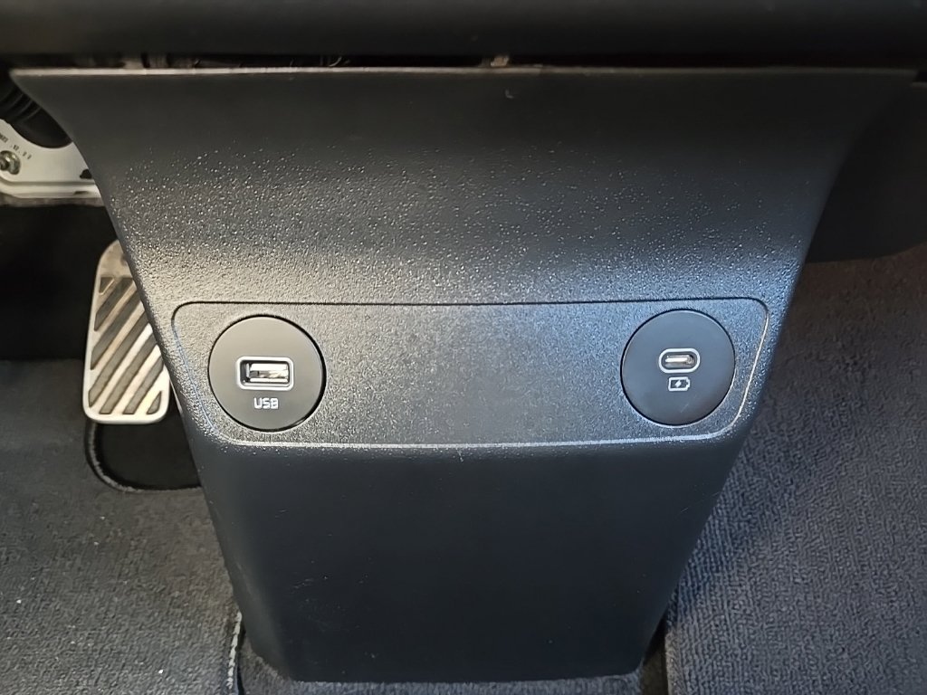 Used 2023 Kia EV6 GT AWD/4WD image 30