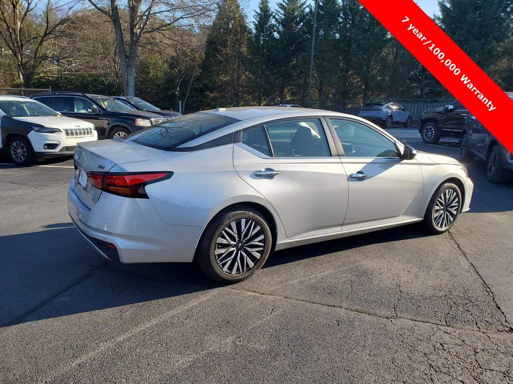 Certified 2024 Nissan Altima 2.5 SV image 3