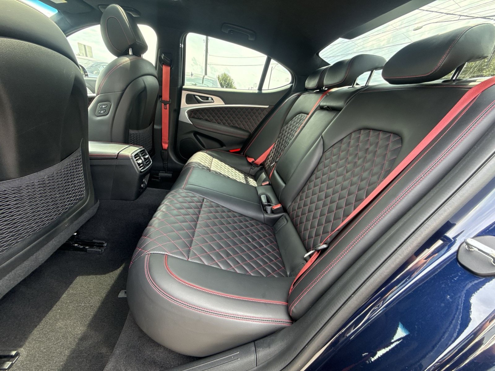 Used 2023 Genesis G70 3.3T w/ Sport Prestige Package RWD image 25