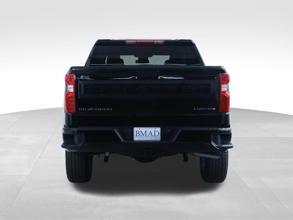 New 2026 Chevrolet Silverado 1500 Custom AWD/4WD image 13