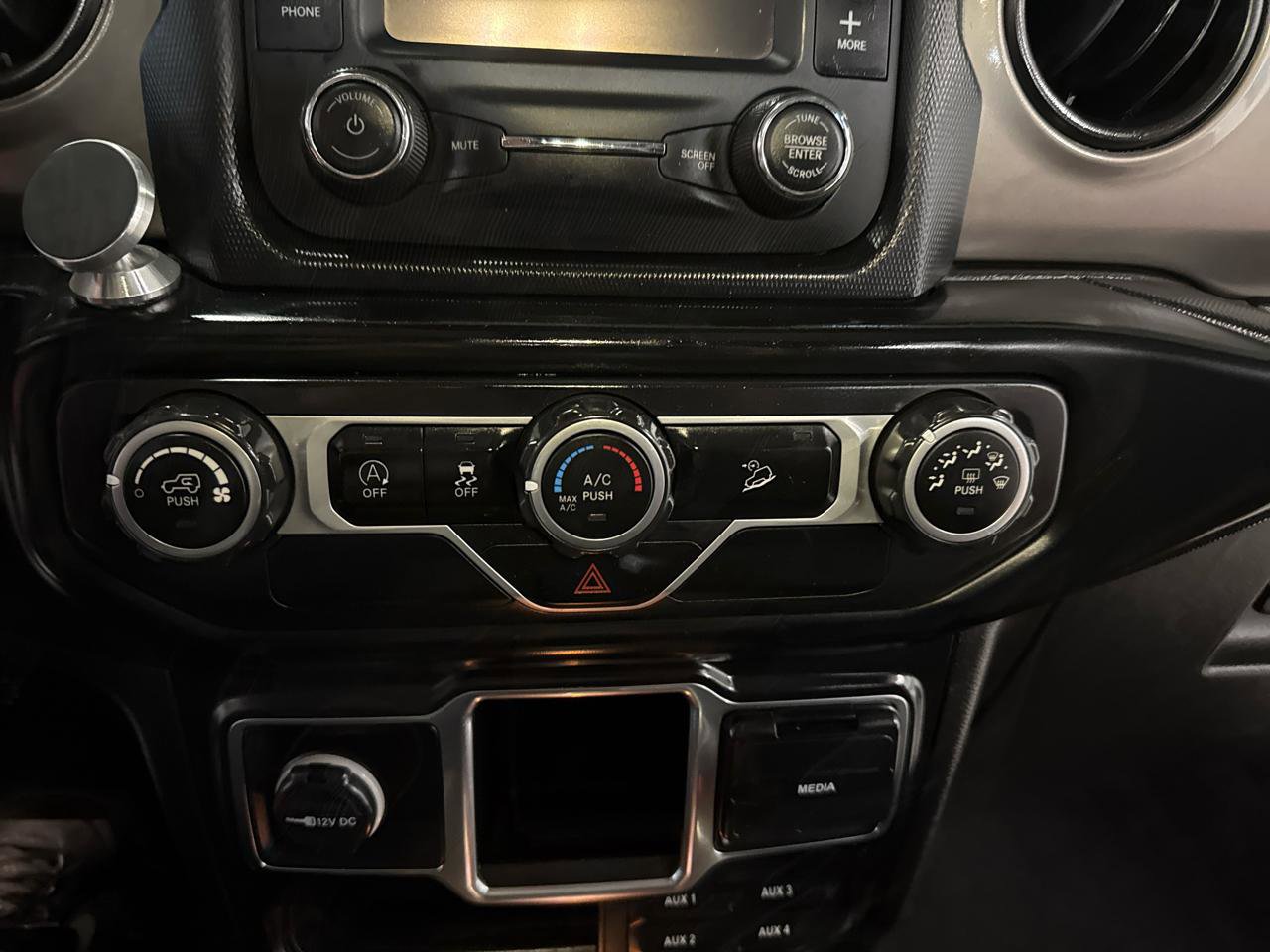 Used 2021 Jeep Wrangler Unlimited Sport image 18