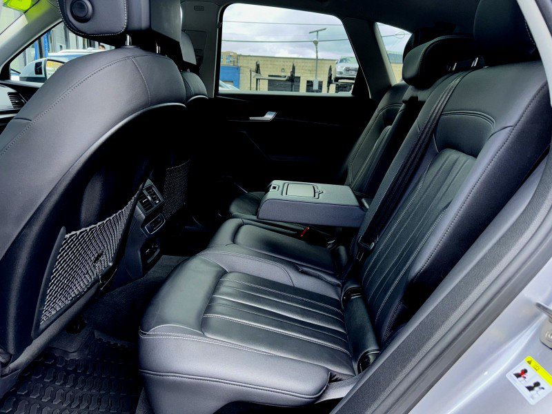 Used 2022 Audi Q5 2.0T Premium Plus w/ Premium Plus Package image 35