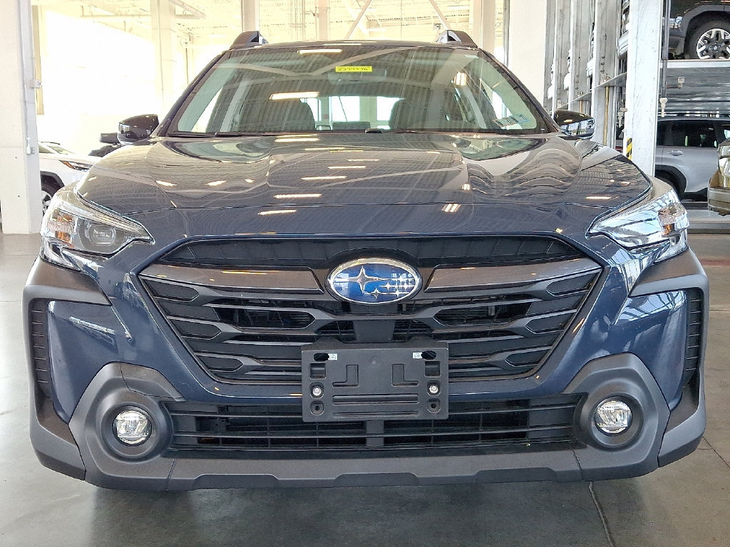 Certified 2025 Subaru Outback Premium w/ Popular Package #1A AWD/4WD image 5
