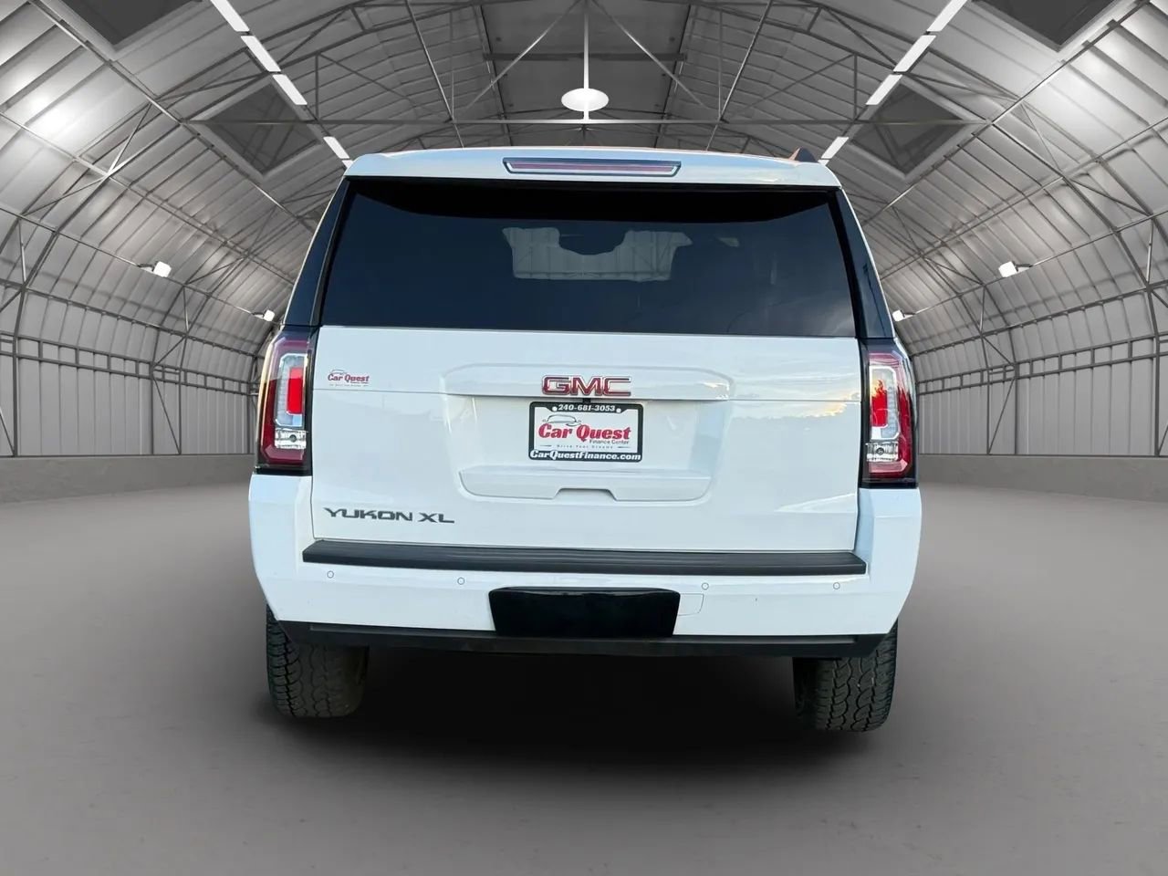 Used 2016 GMC Yukon XL SLT w/ Open Road Package AWD/4WD image 6
