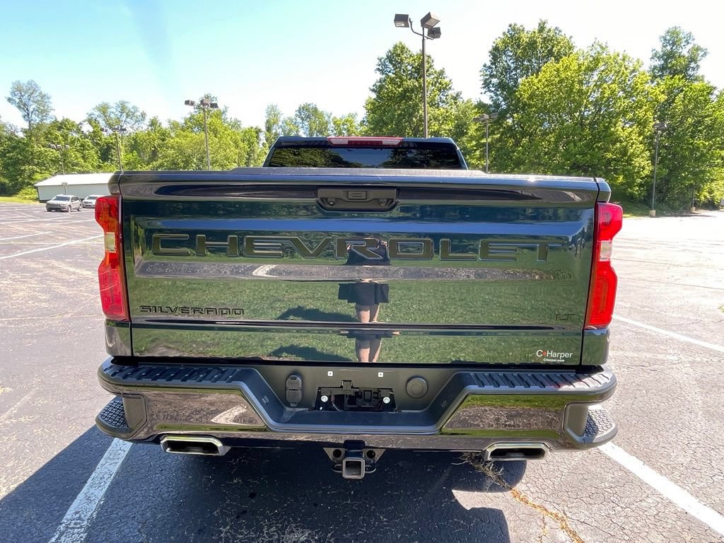 Certified 2023 Chevrolet Silverado 1500 LT Trail Boss w/ LPO, Dark Essentials Package AWD/4WD image 4