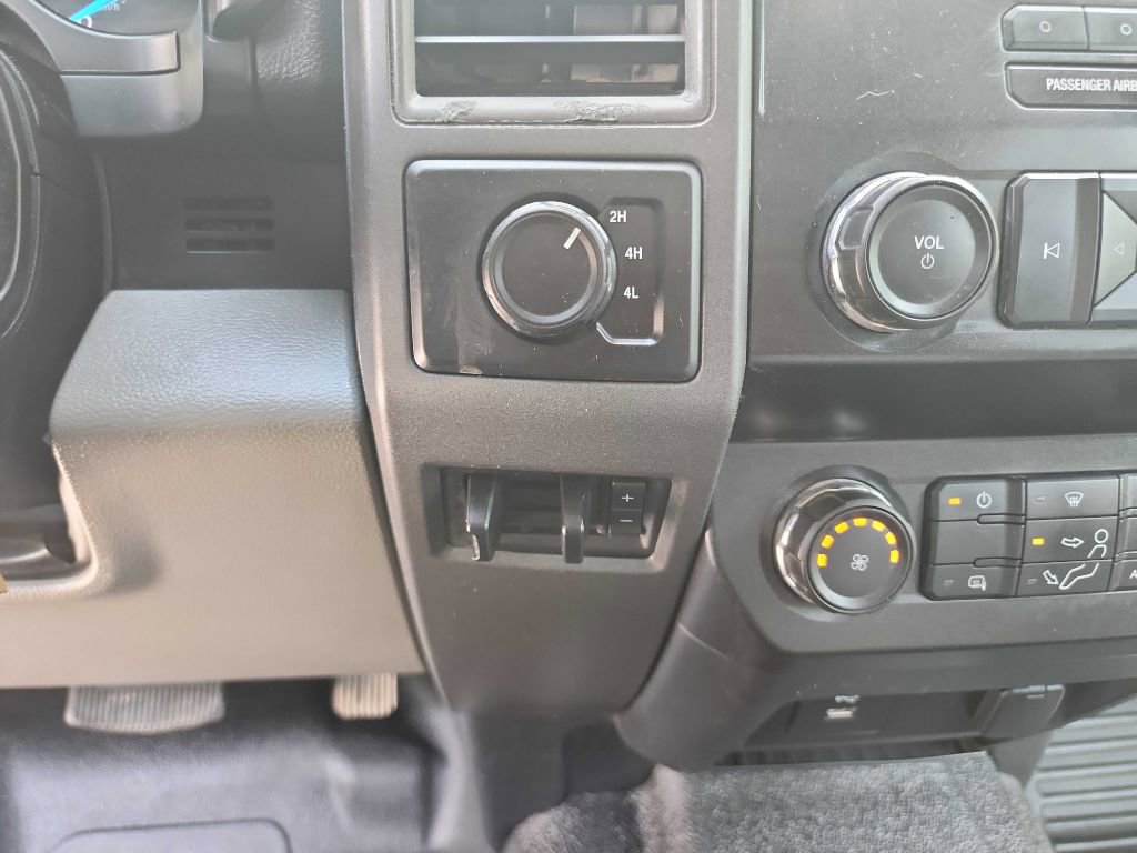 Used 2019 Ford F550 4x4 SuperCab Super Duty image 29