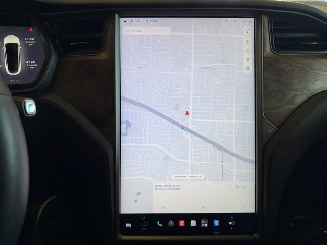 Used 2019 Tesla Model X Long Range AWD/4WD image 14