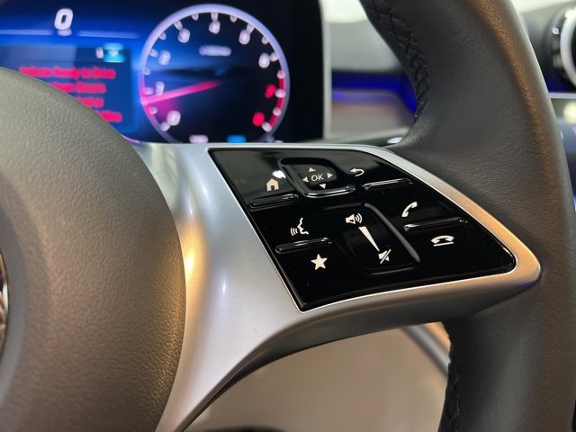 Used 2025 Mercedes-Benz C 300 4MATIC Sedan image 33