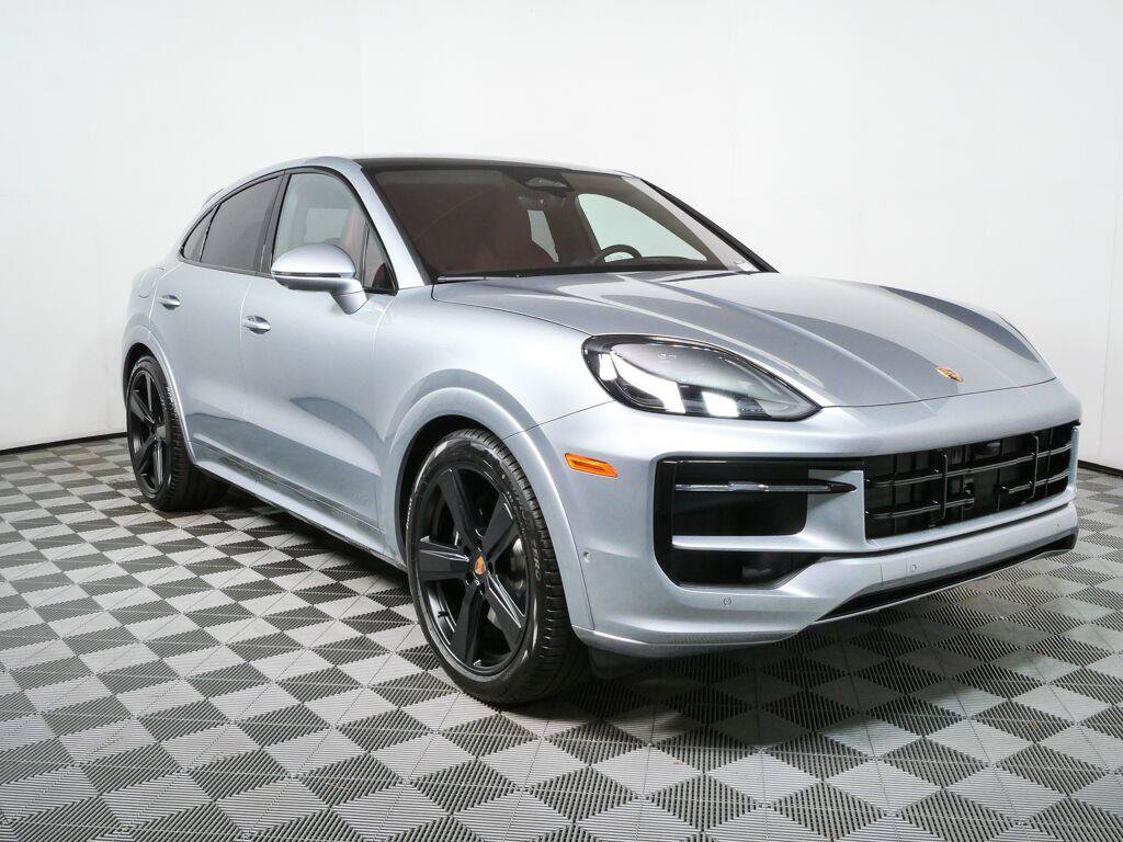 New 2026 Porsche Cayenne GTS AWD/4WD image 28