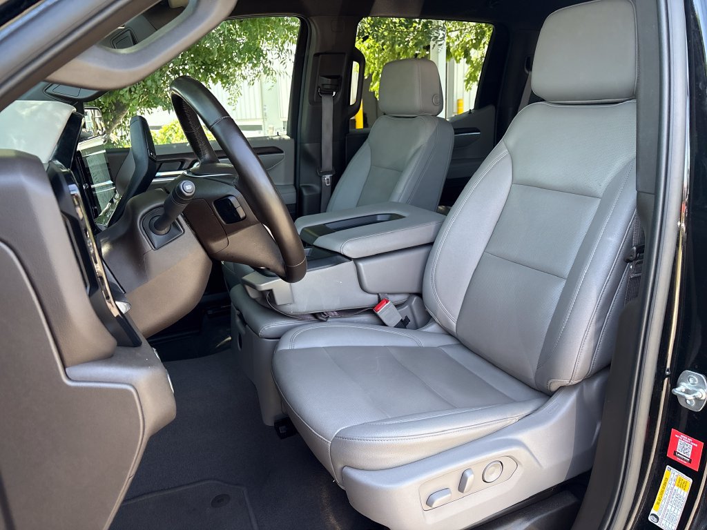 Certified 2025 GMC Sierra 1500 4x4 Crew Cab SLT image 14