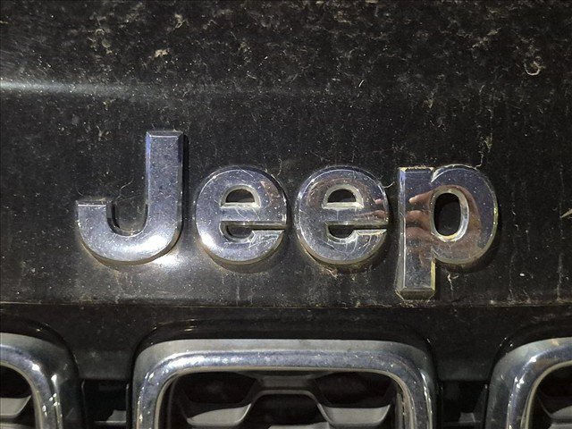Used 2021 Jeep Grand Cherokee Limited AWD/4WD image 19