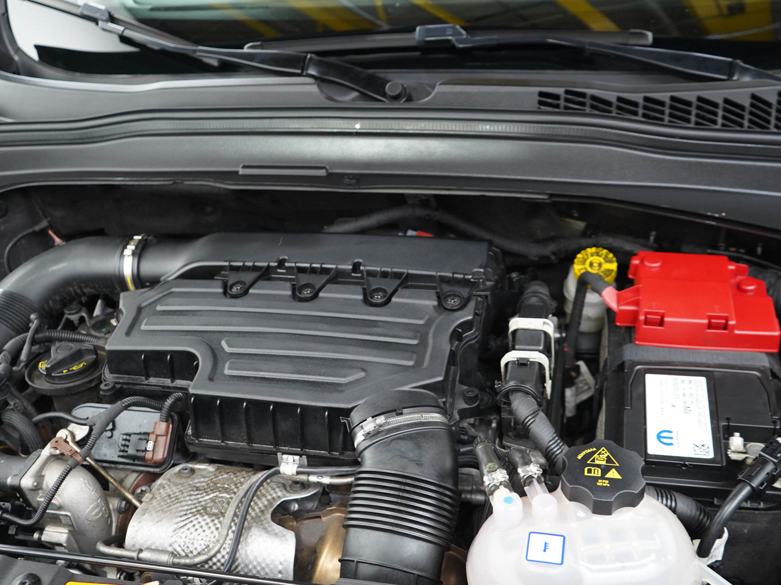 Used 2020 Jeep Renegade Limited AWD/4WD image 24