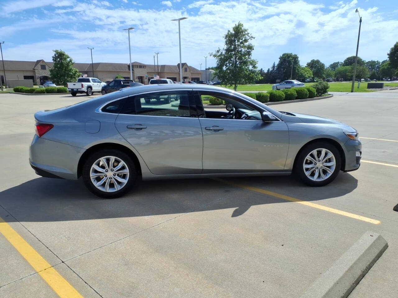Used 2024 Chevrolet Malibu LT FWD image 6