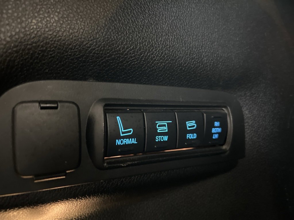 Used 2017 Ford Explorer Sport w/ Equipment Group 401A image 34