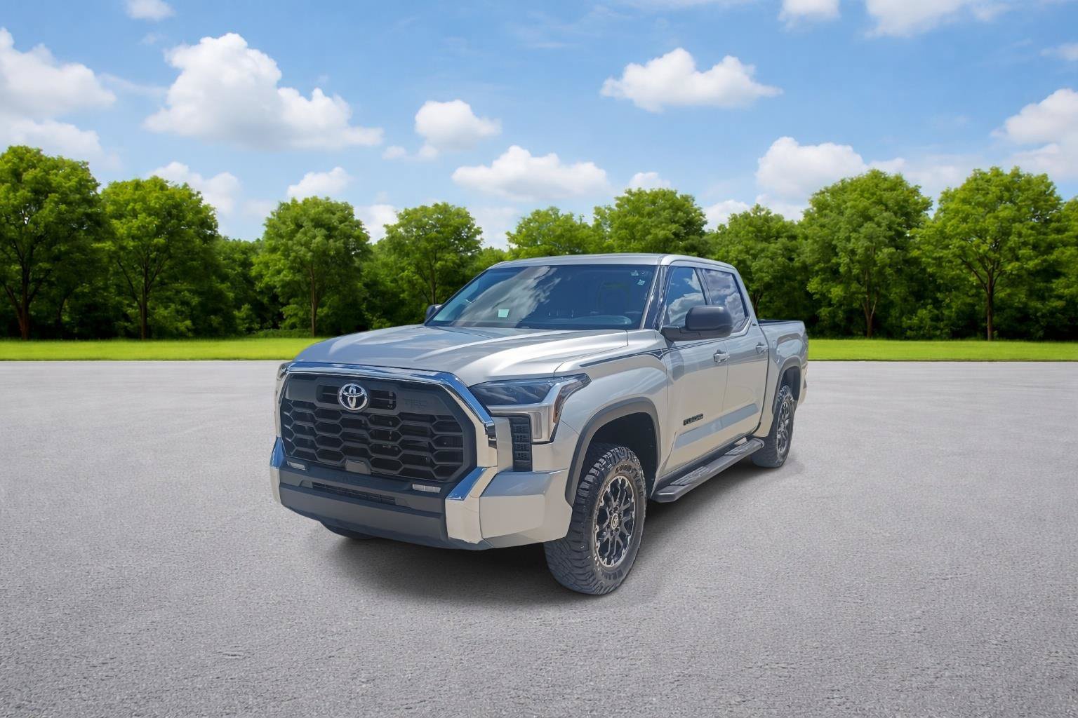 Used 2022 Toyota Tundra SR5 w/ TRD Off-Road Package RWD image 3